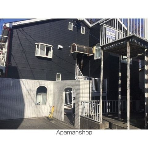 三ツ沢ホームズの外観