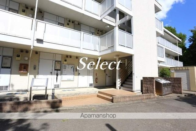 レオパレスラ　ローズコリンの外観