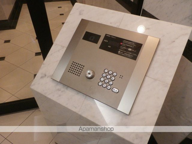 ドルチェ横浜関内のロビー