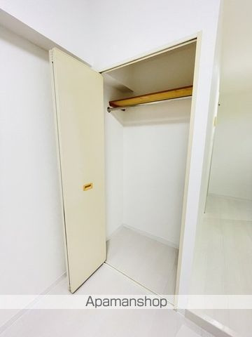 横浜市南区二葉町２丁目の賃貸マンションの内装
