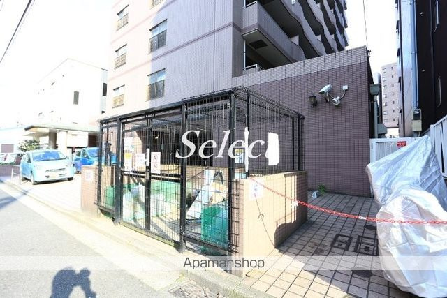 横浜市南区白妙町２丁目の賃貸マンションの外観