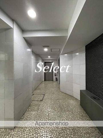 横浜市西区戸部本町の賃貸マンションのロビー
