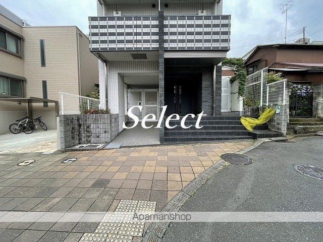 プレミアムキューブ横浜反町の外観