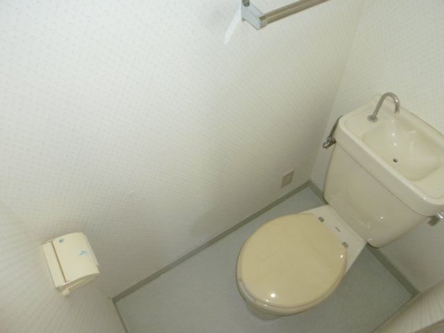 大島ビルのトイレ