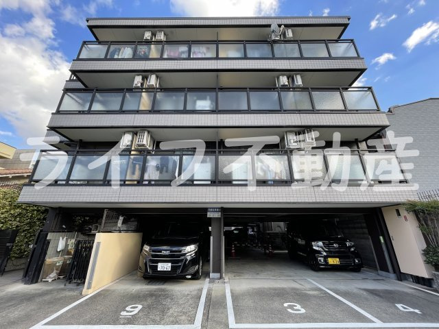 リバーサイドハウスの外観|落ち着いた雰囲気の外観です