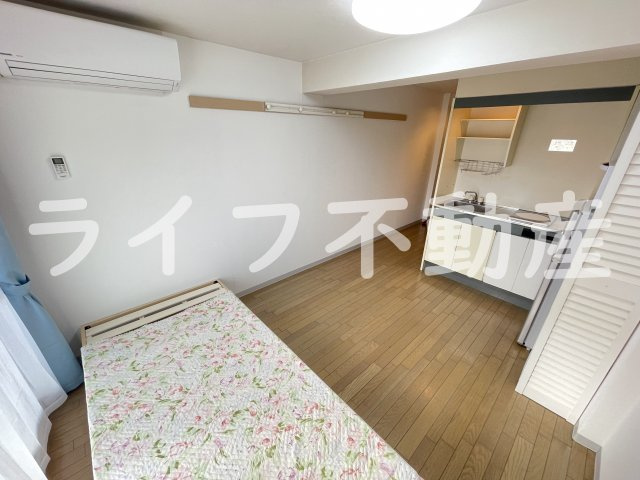 リバーサイドハウスの居間・リビング|おしゃれな居間です