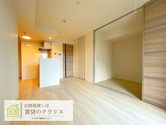 エヌズコートの居間・リビング