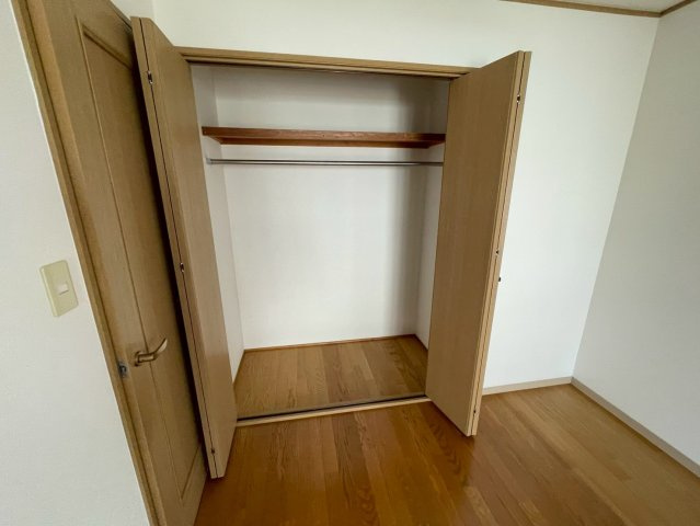 松園町戸建ての収納