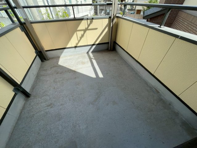 松園町戸建てのバルコニー