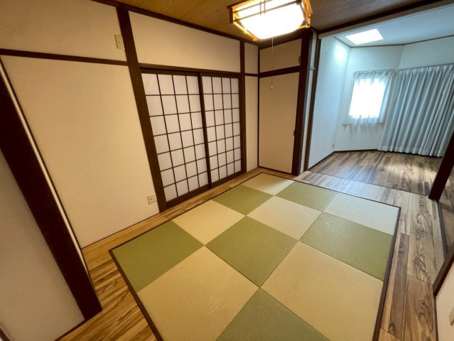 松園町戸建ての和室