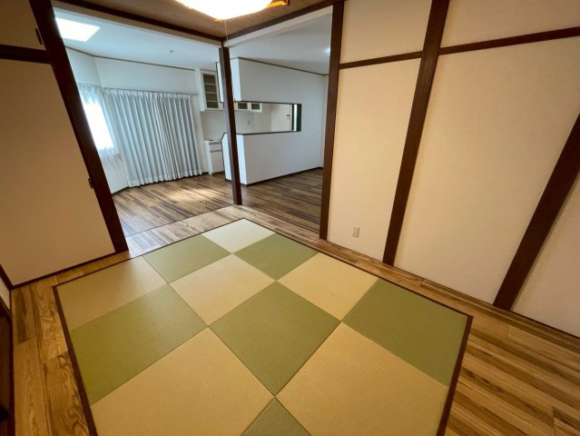 松園町戸建ての和室
