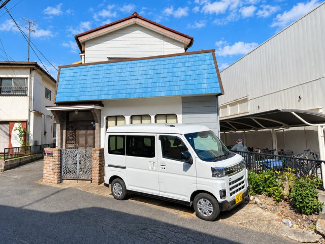 白鍬貸家