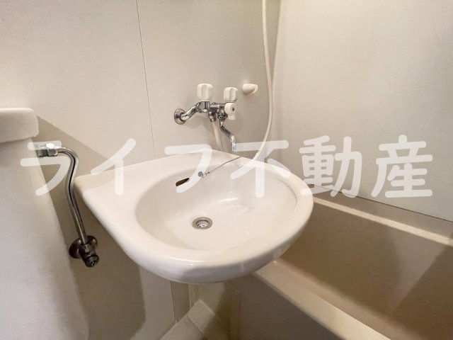 リバーサイドハウスの洗面所|洗面所です