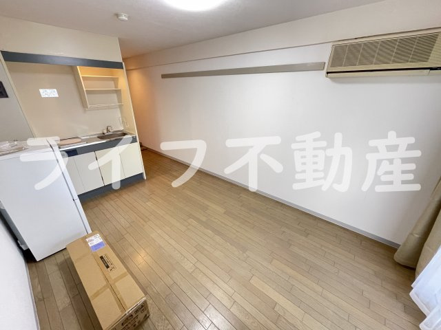 リバーサイドハウスの内装|明るい色調の室内です