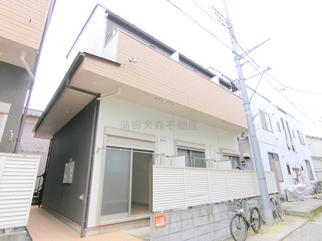 メゾン　バティス羽田Ⅱの外観