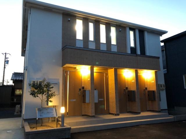 アイズ　ハウスの外観|外観写真（夜）