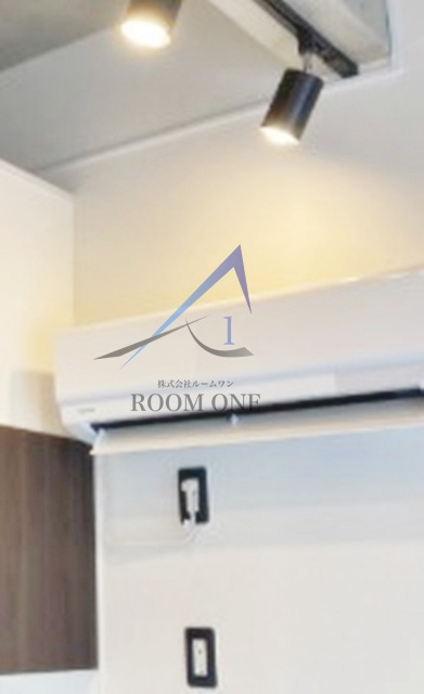 ＡＭＦＣ　ＲＥＳＩＤＥＮＣＥ　ＳＨＩＭＯ－ＯＣＨＩＡＩの設備|エアコンです。
