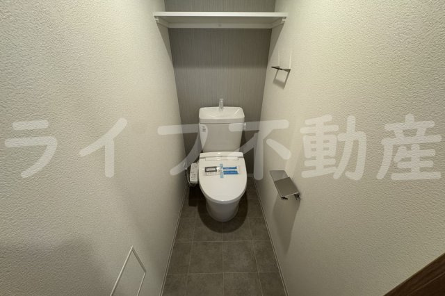 ワールドアイ大阪EAST Cityのトイレ|落ち着いたトイレです