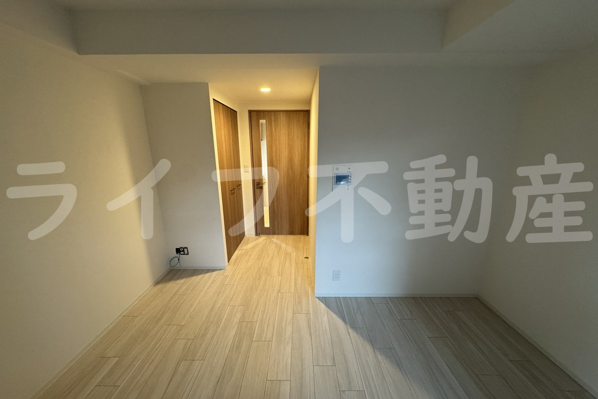 ワールドアイ大阪EAST Cityの洋室|広々とした洋室です