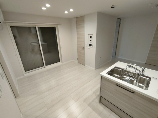 神戸市中央区中山手通６丁目の賃貸マンションの居間・リビング
