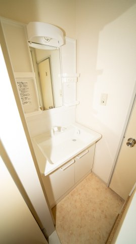 フローラ第2の独立洗面台|※別部屋参考写真