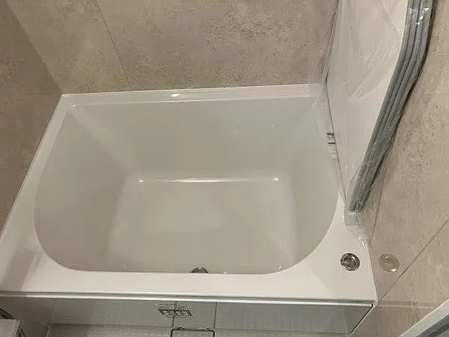 芦屋市朝日ケ丘町の賃貸マンションの浴室