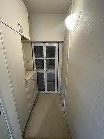 芦屋市朝日ケ丘町の賃貸マンションの玄関