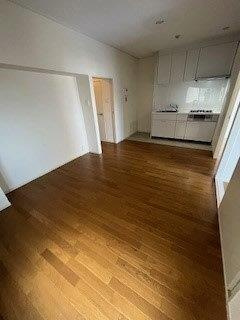 芦屋市朝日ケ丘町の賃貸マンションの居間・リビング