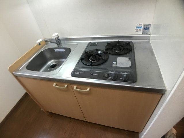 神戸市灘区篠原中町５丁目のアパートのキッチン