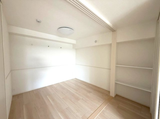 神戸市東灘区深江南町２丁目の賃貸マンションの居間・リビング