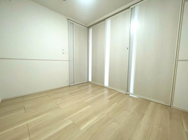 神戸市東灘区深江南町２丁目の賃貸マンションの居間・リビング