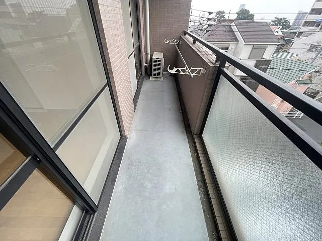 神戸市灘区高羽町５丁目の賃貸マンションのバルコニー