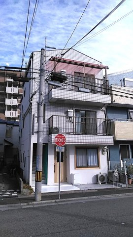 神戸市東灘区青木２丁目の賃貸マンションの外観