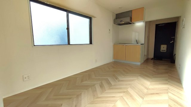 神戸市東灘区青木２丁目の賃貸マンションの居間・リビング