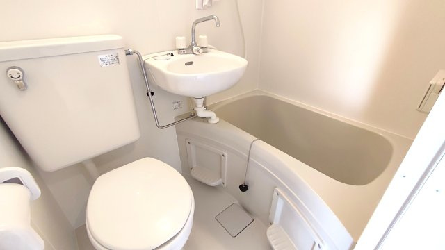 神戸市東灘区青木２丁目の賃貸マンションのトイレ