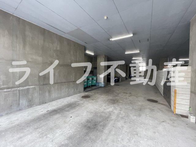 ノアーズアーク長田21の駐車場|駐車場です