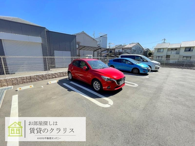 プロムナード桂川の駐車場