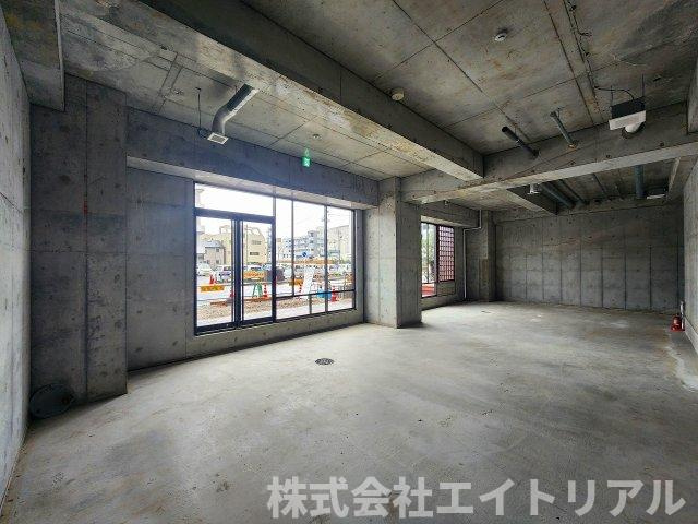 Lausanneの内装|分割前