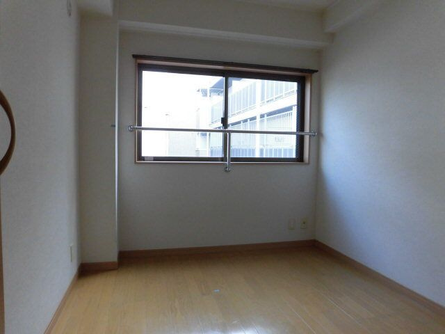 BRAND NEW DAY 平尾