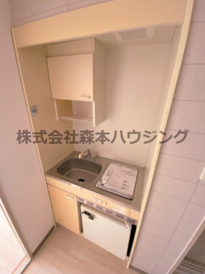 【キッチン】 | 　ドゥムール忍ケ丘 | コンパクトなキッチンで掃除もラクラク