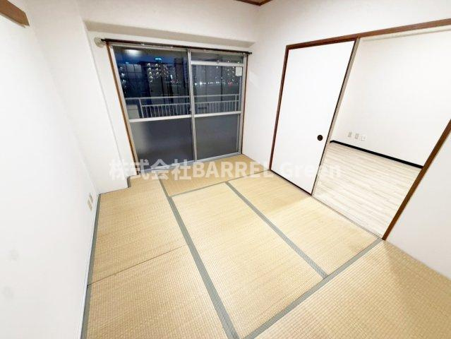 江坂ハイツの和室