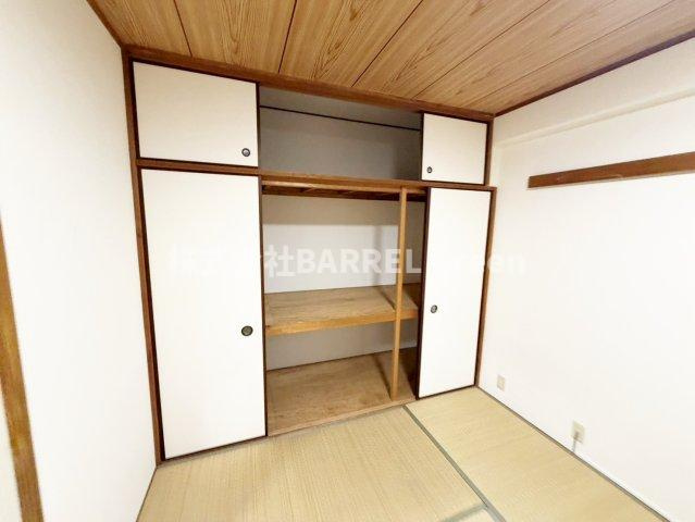 江坂ハイツの収納
