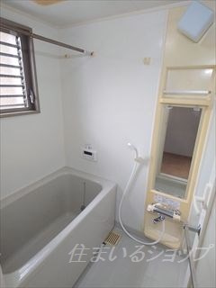 パルテールの浴室|追い焚き・浴室暖房乾燥機・窓あり