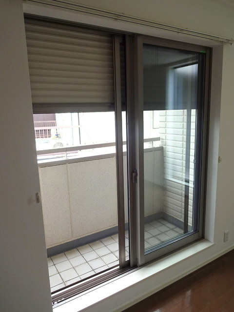 立川市柴崎町１丁目の賃貸マンションのセキュリティ|★防犯シャッター完備★