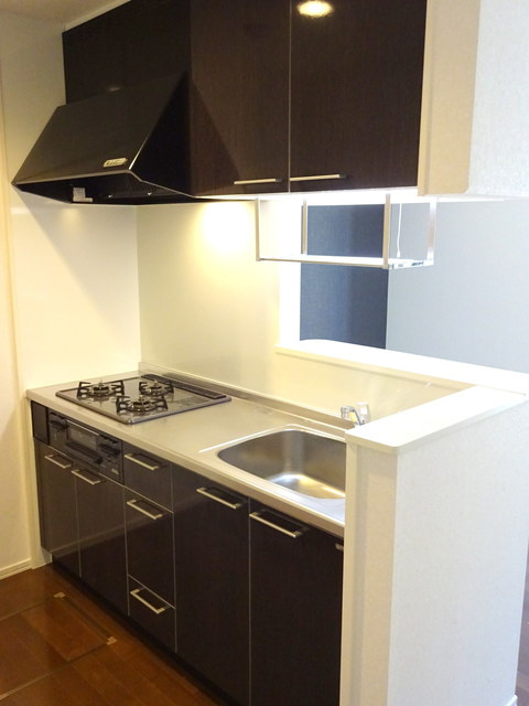立川市柴崎町１丁目の賃貸マンションのキッチン|★ガス３口グリル付きキッチン★