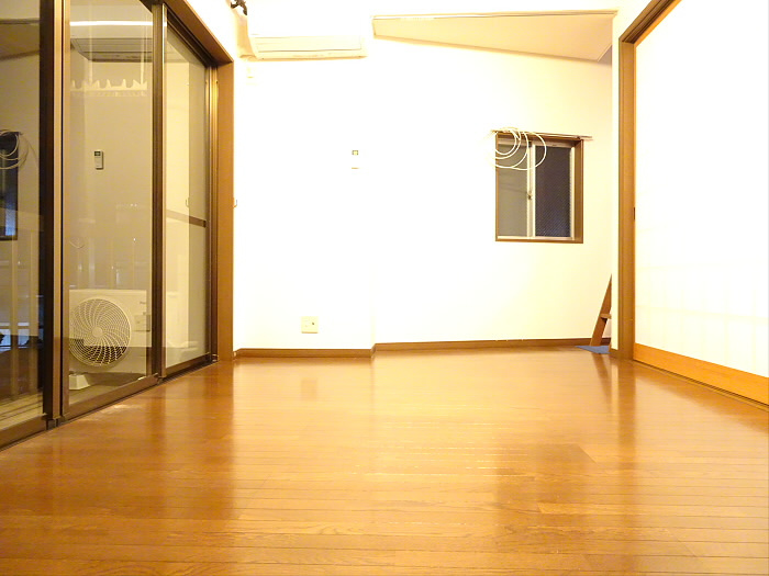 ハイツ唐澤の寝室