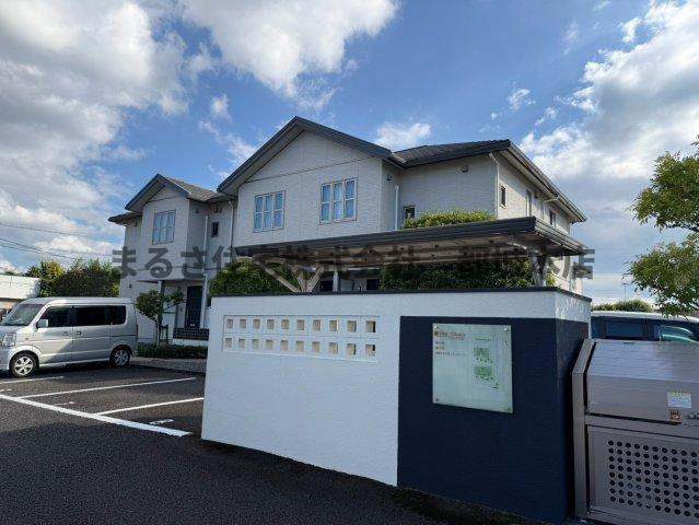 Villa OkuboA棟の駐車場