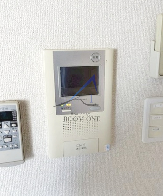 ＡＺＥＳＴ千鳥町のセキュリティ|モニター付きインターホンです。