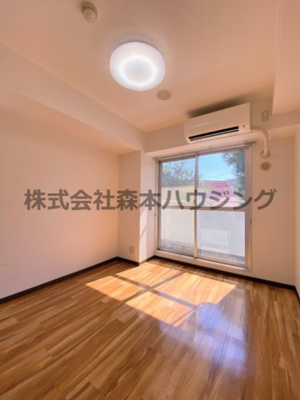 【洋室】 | 　ヴィラ守口 | きれいな洋室です