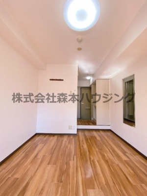 【洋室】 | 　ヴィラ守口 | ゆったりとした洋室です